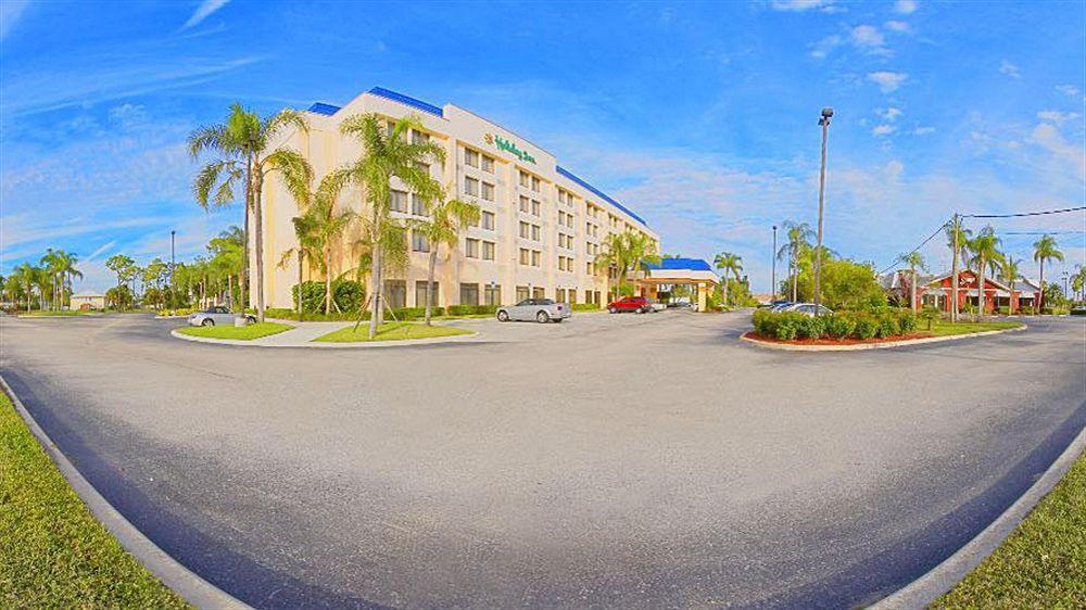 Holiday Inn Port St. Lucie By Ihg Exterior foto